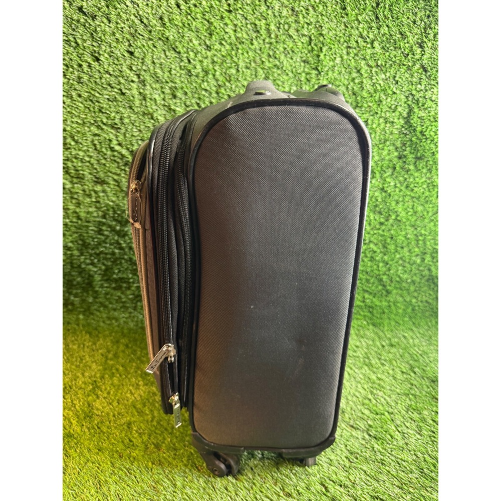 Ben Sherman Carry On Spinner Suitcase Charcoal Gray Softside Rolling Luggage - Picture 5 of 12